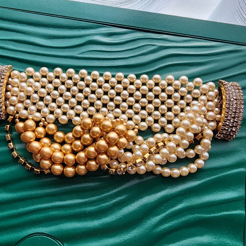 Elegant Gold and Cream Crystal Pearl Bracelet